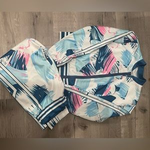 Ladies 2 piece track suit